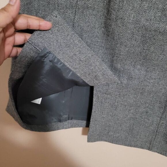 Banana Republic Gray Wool Herringbone Pencil Skirt Size 8 - Picture 3 of 6